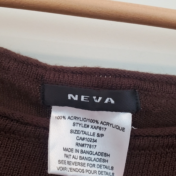 Neva Long Sleeve Off Shoulder Knit Top - Picture 3 of 3